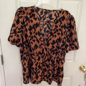 SHEIN curve cheetah print shirt 4xl (fits small in my opinion) new never worn